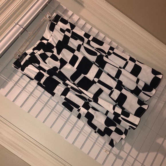 Vesti 2pc skirt/jacket combo - Picture 6 of 8